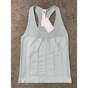 Fabletics Delta‎ Seamless Tank II Top Size Lg Performance Racerback ATHLETIC